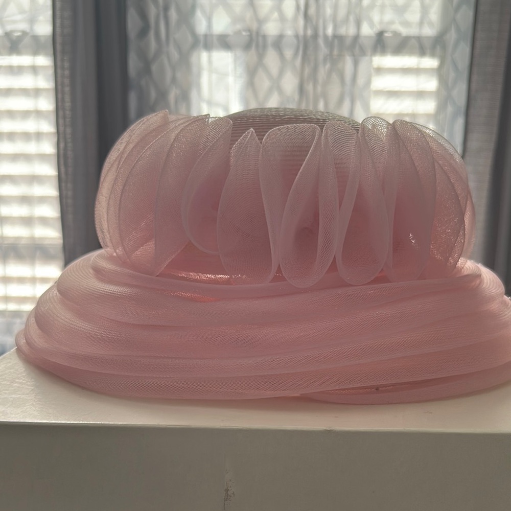 Chic Pink Pleated Hair Accessory